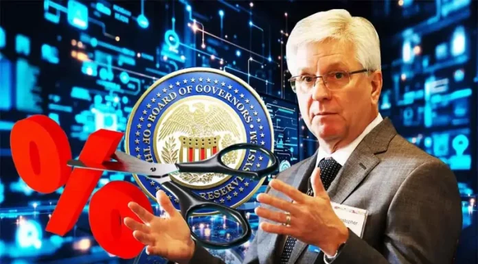 Fed’s Chris Waller Advocates for December Rate Cut, Citing Labor-Market Weakness