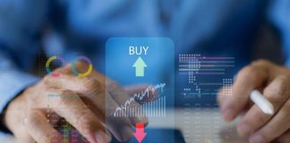 Tech Weekly: Stock Valuation Fears Persist as US Government Reopens