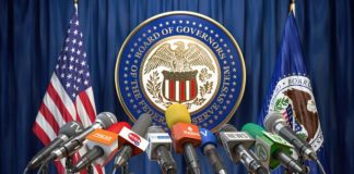 Why Does the US Federal Reserve Raise and Lower Interest Rates?